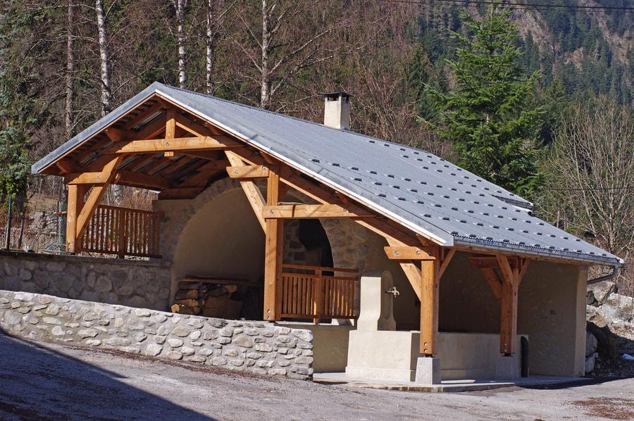 Les Faures : magnifique restauration du four et du lavoir