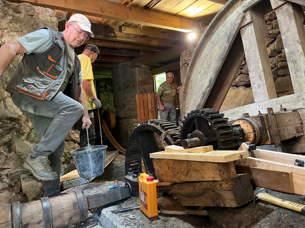 Le chantier de restauration de la scierie des Ségoins